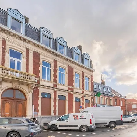 Pour Deux En Mezzanine Avec Petit Balcon *